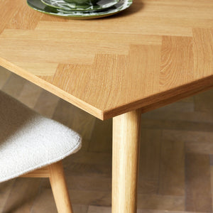 Habitat Dorney Herringbone Oak Veneer 6 Seater Dining Table 17702442
