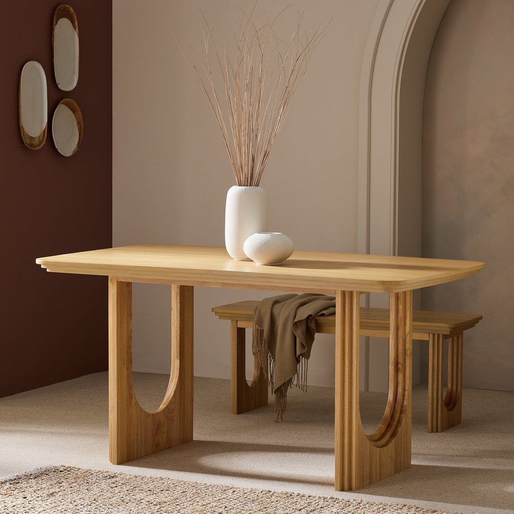 Habitat Trezy solid wood 6 seater dining table oak
