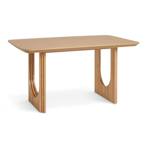Habitat Trezy solid wood 6 seater dining table oak
