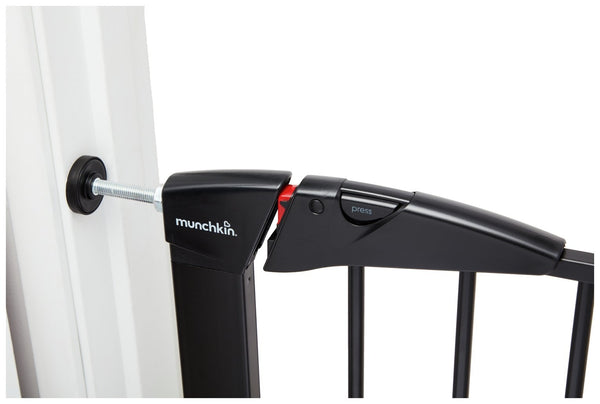 Munchkin Lindam Maxi Safety Gate Black 17800863
