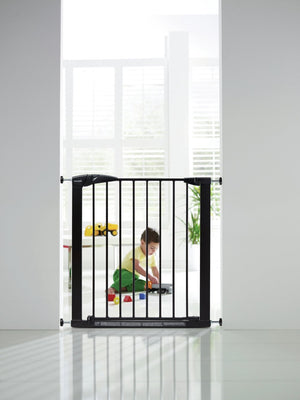 Munchkin Lindam Maxi Safety Gate Black 17800863