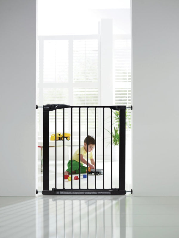 Munchkin Lindam Maxi Safety Gate Black 17800863