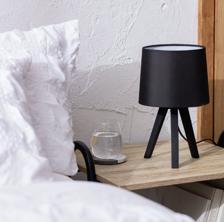 Pine Mini Tripod Table Lamp - Black 17263266