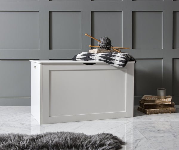 Storage Box Wooden Chest Trunk in Classic White